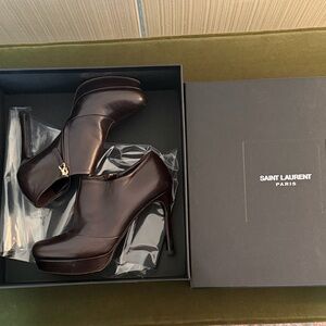 Saint Laurent Brown Ankle Boots 37.5 w/Box & Papers